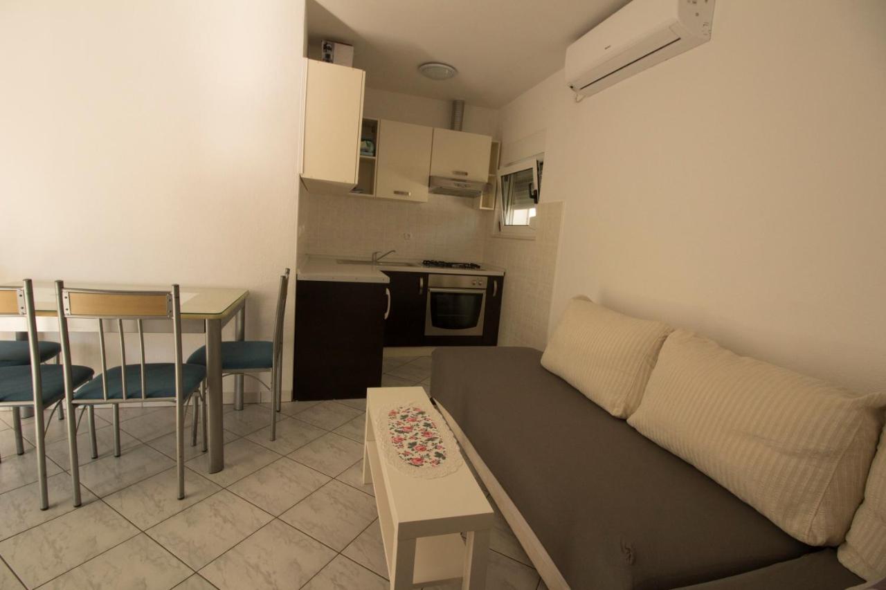 Apartmani Ana Juricev Vodice فوديس المظهر الخارجي الصورة