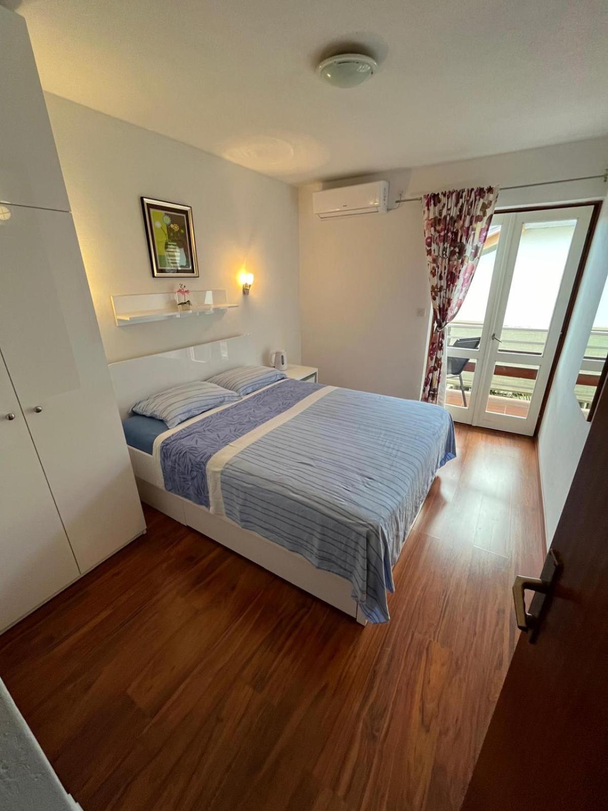 Apartmani Ana Juricev Vodice فوديس المظهر الخارجي الصورة