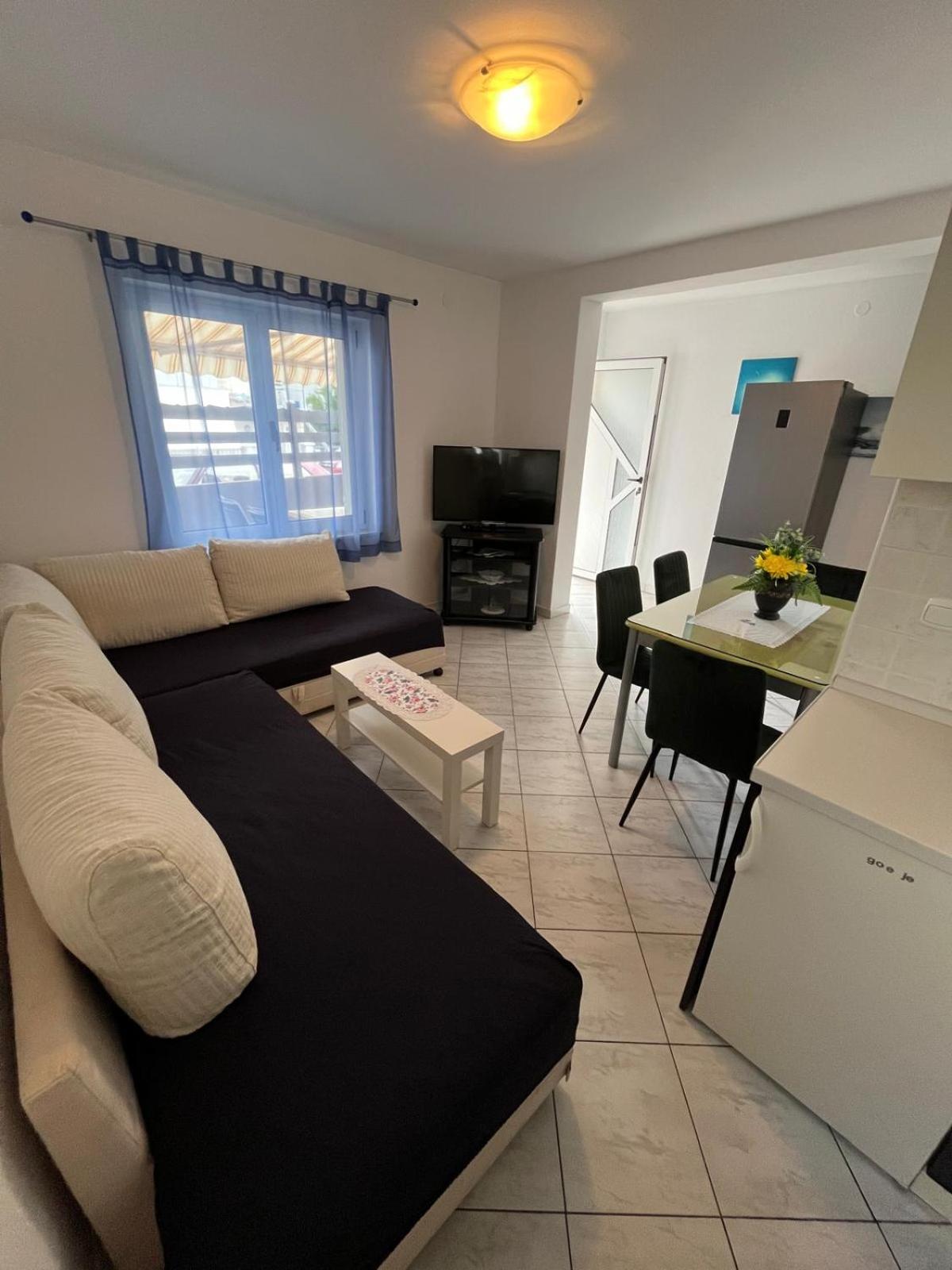 Apartmani Ana Juricev Vodice فوديس المظهر الخارجي الصورة