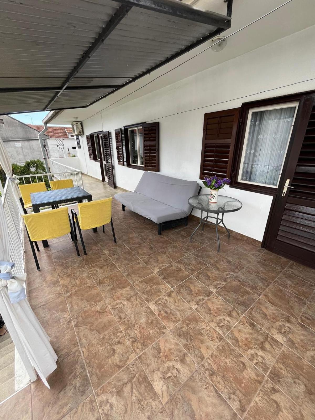 Apartmani Ana Juricev Vodice فوديس المظهر الخارجي الصورة