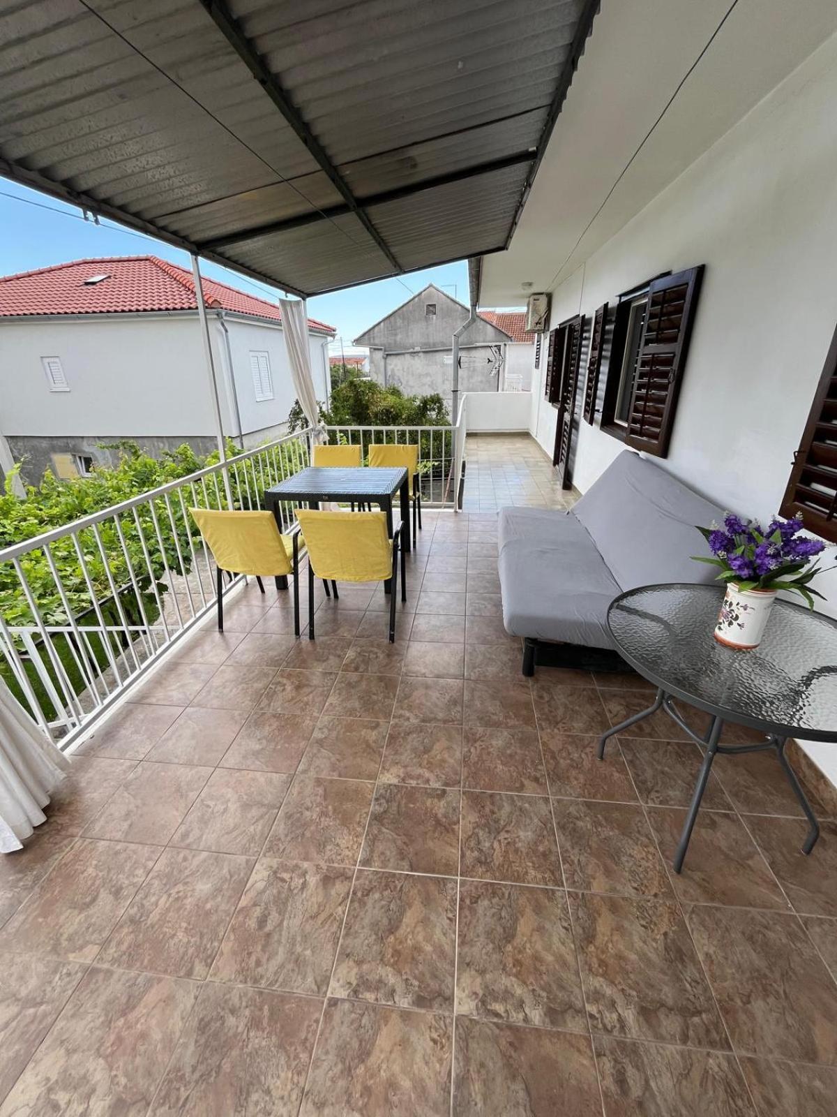 Apartmani Ana Juricev Vodice فوديس المظهر الخارجي الصورة