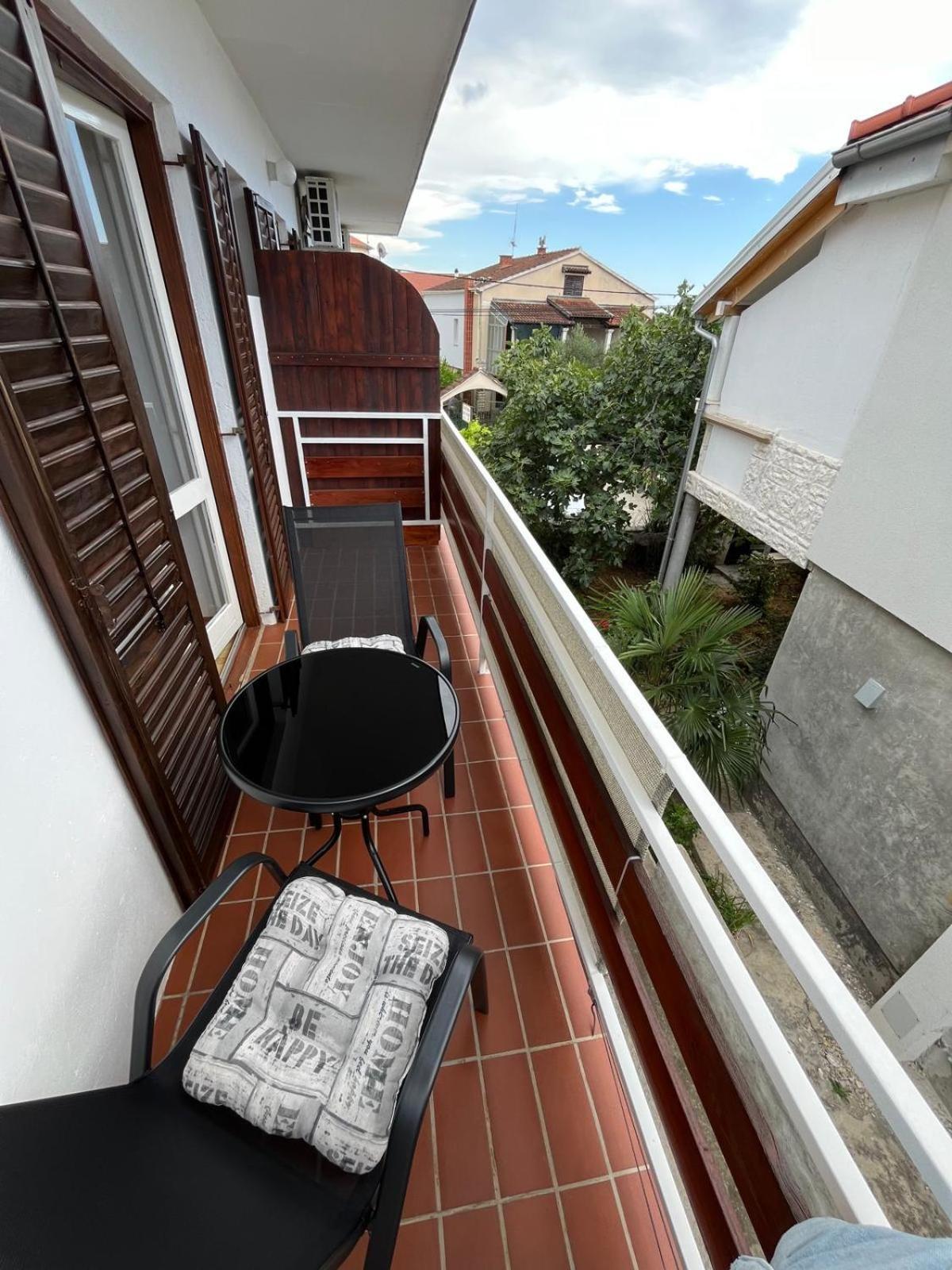 Apartmani Ana Juricev Vodice فوديس المظهر الخارجي الصورة