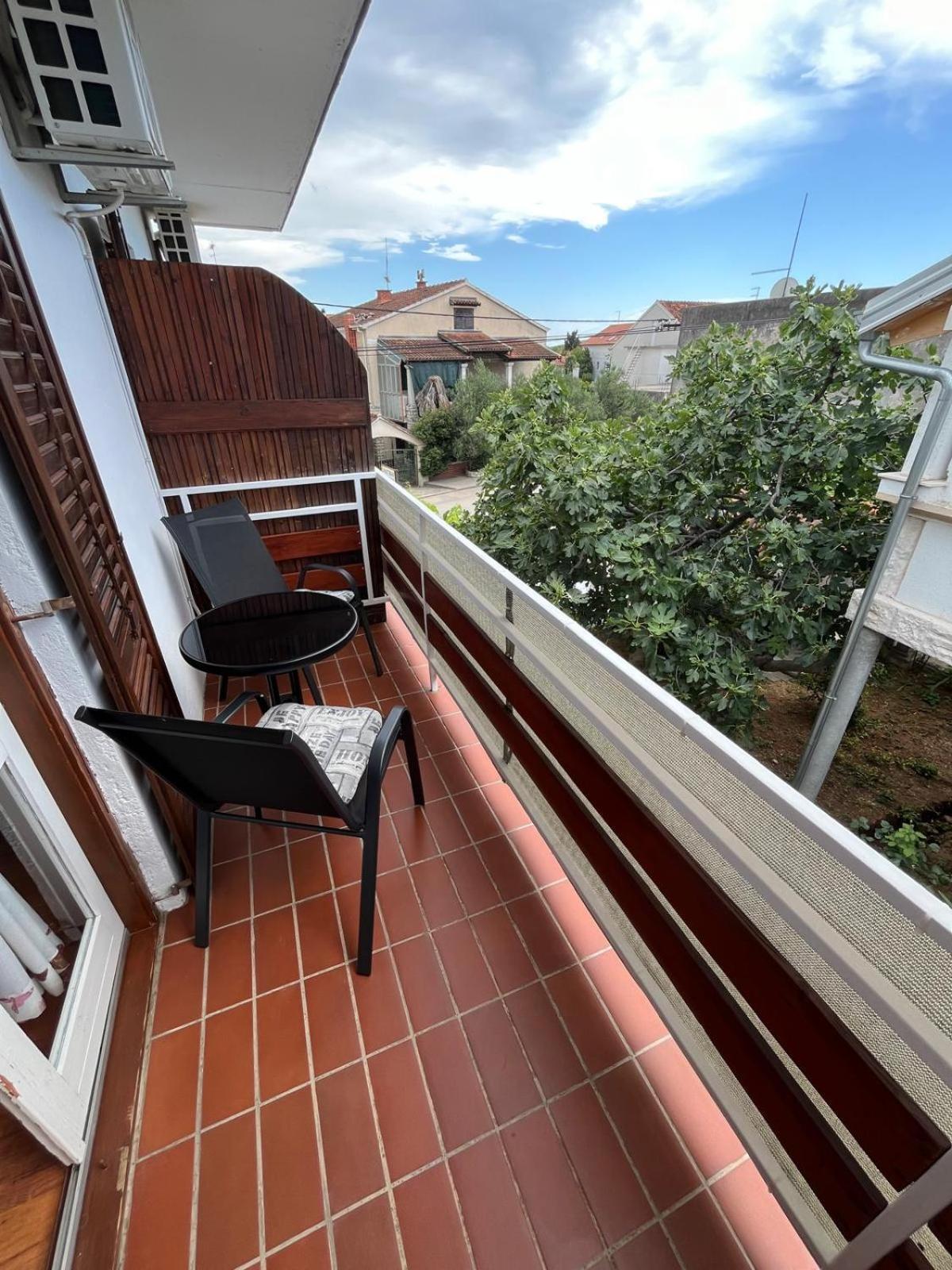 Apartmani Ana Juricev Vodice فوديس المظهر الخارجي الصورة