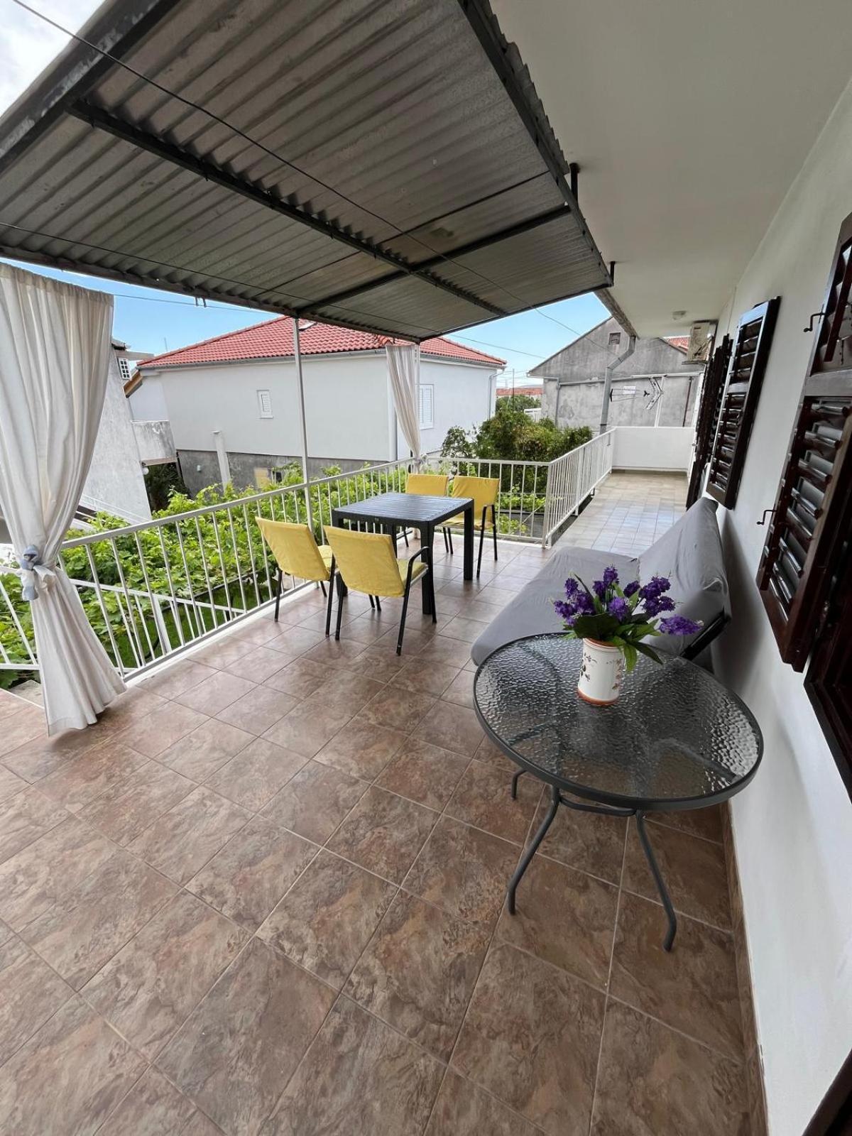 Apartmani Ana Juricev Vodice فوديس المظهر الخارجي الصورة