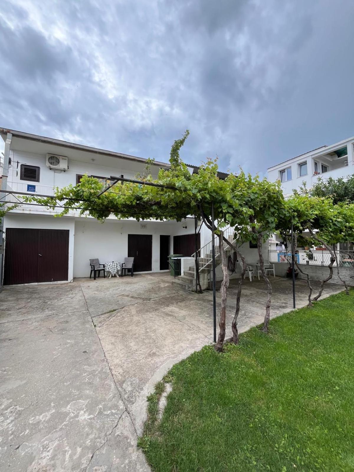 Apartmani Ana Juricev Vodice فوديس المظهر الخارجي الصورة